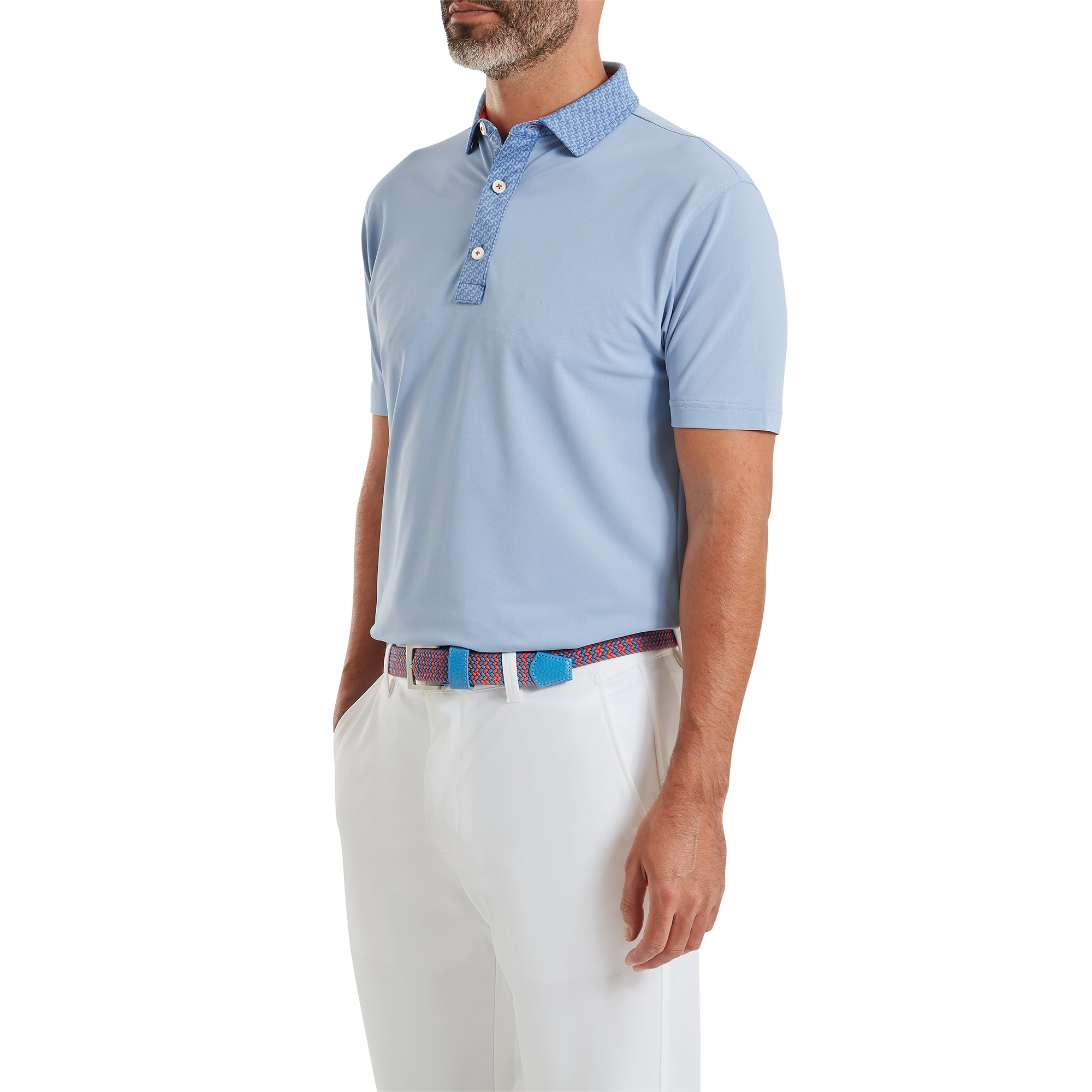 Polo piqu&eacute; aux d&eacute;tails g&eacute;om&eacute;triques