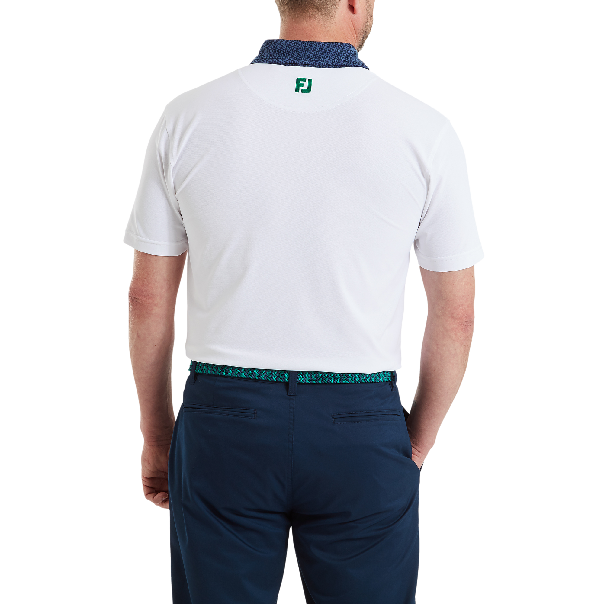 Polo piqu&eacute; aux d&eacute;tails g&eacute;om&eacute;triques