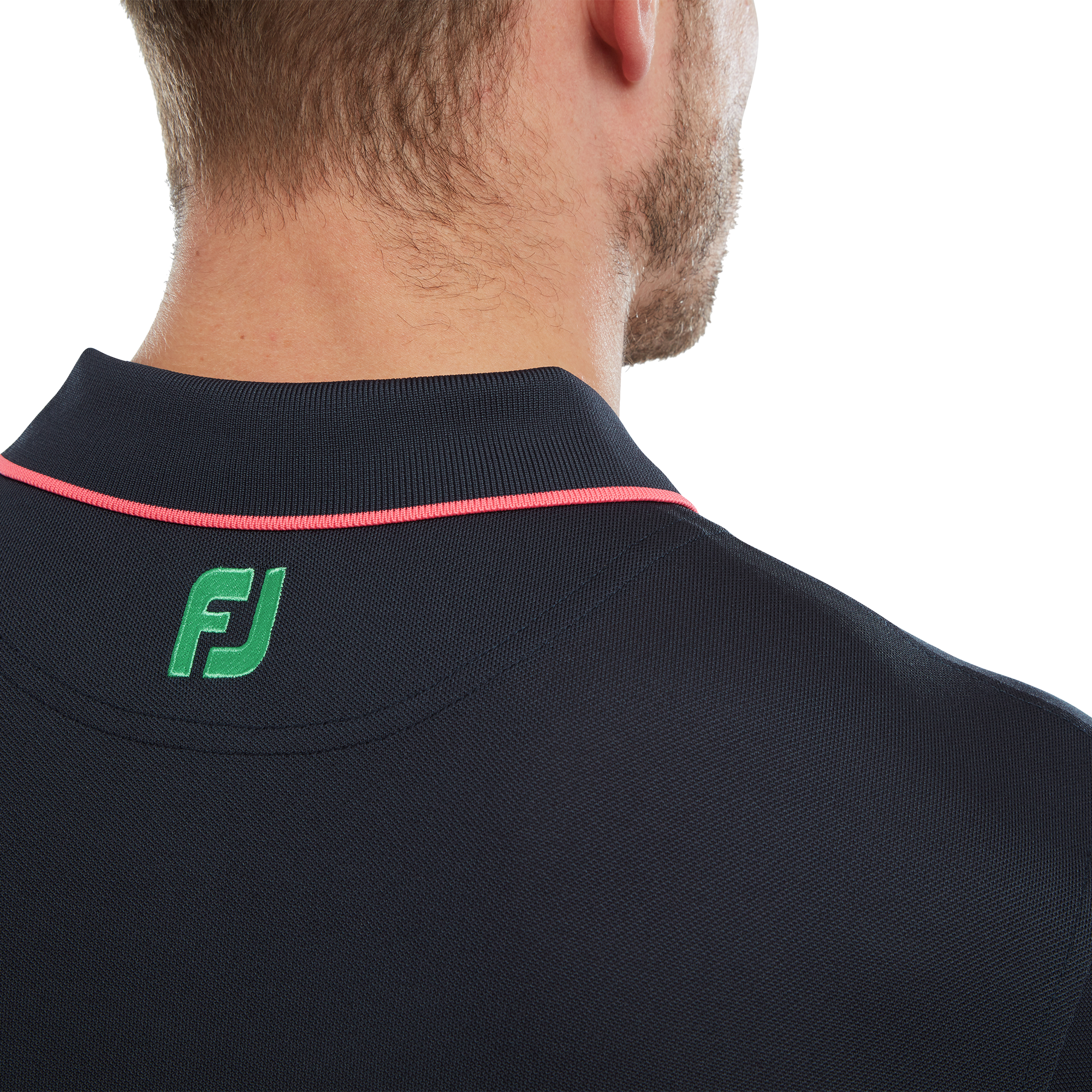 Pik&eacute;e mit Streifen