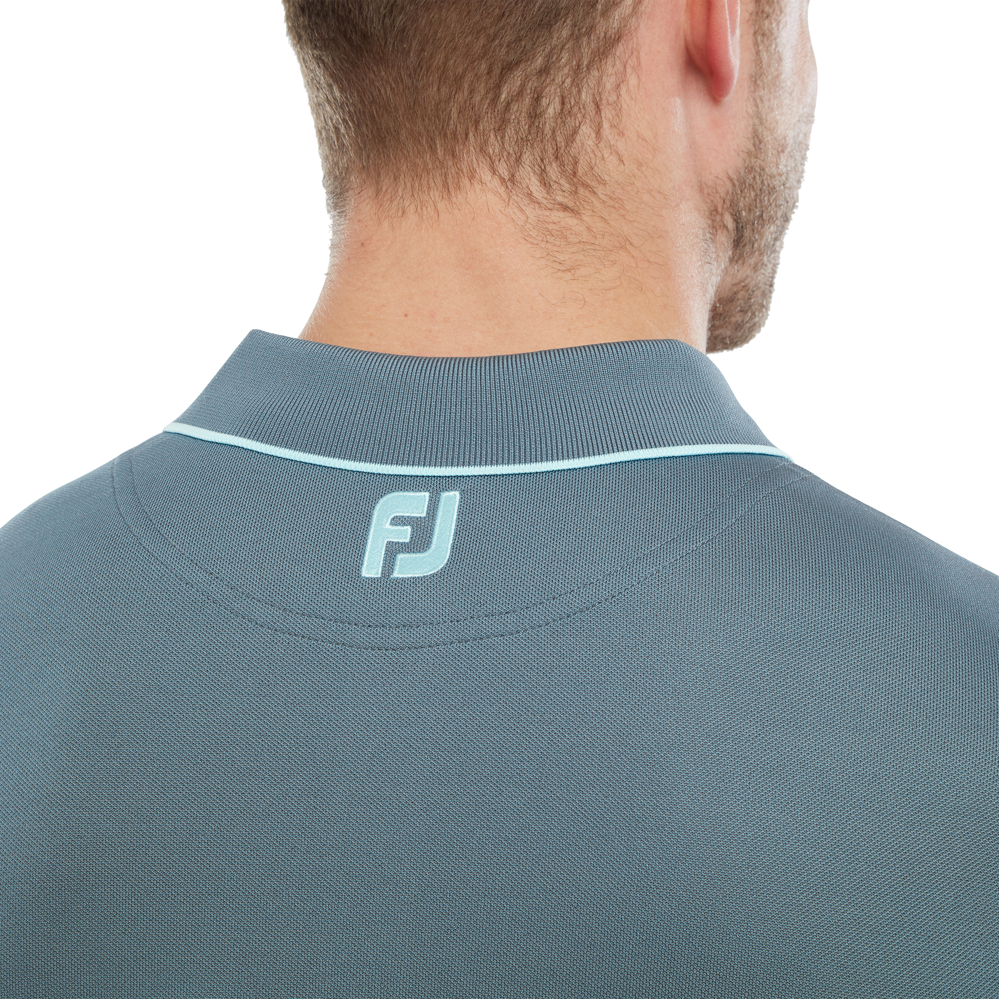 Pik&eacute;e mit Streifen